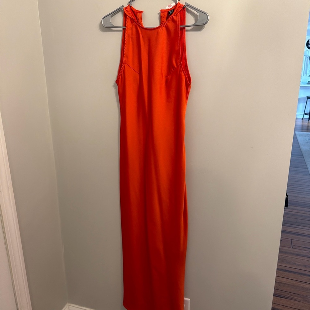 Sleeveless Orange Midi Dress - Picture 2 of 2